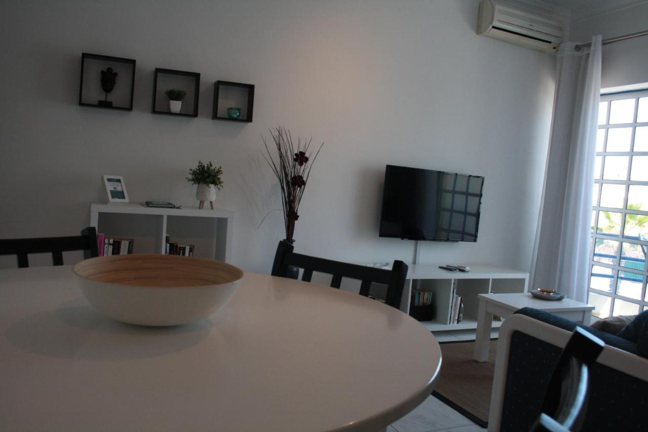 Apartamento Com Piscina Em Albufeira, Praia Da Oura エクステリア 写真