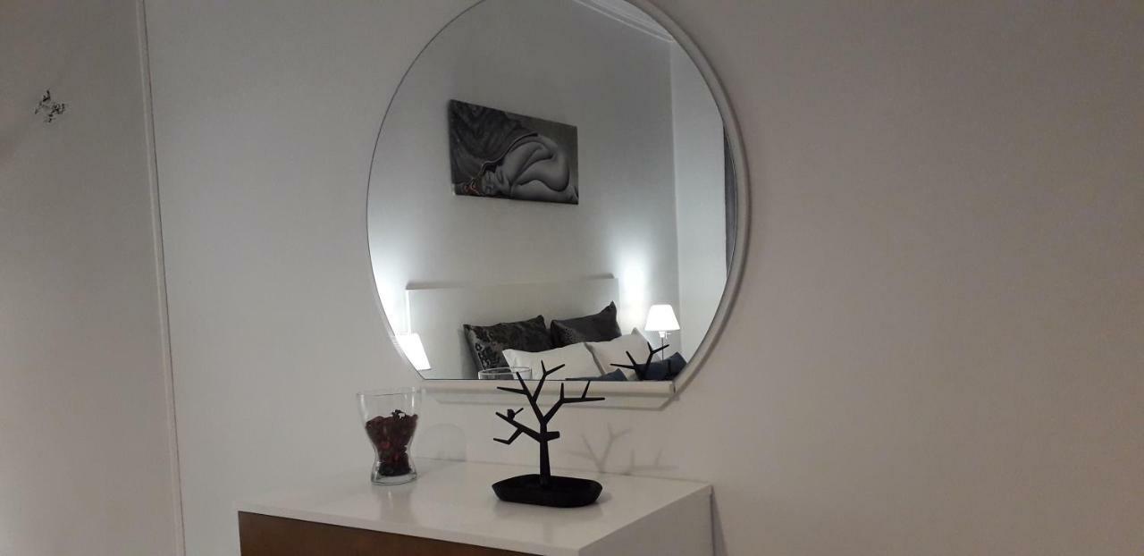 Apartamento Com Piscina Em Albufeira, Praia Da Oura エクステリア 写真